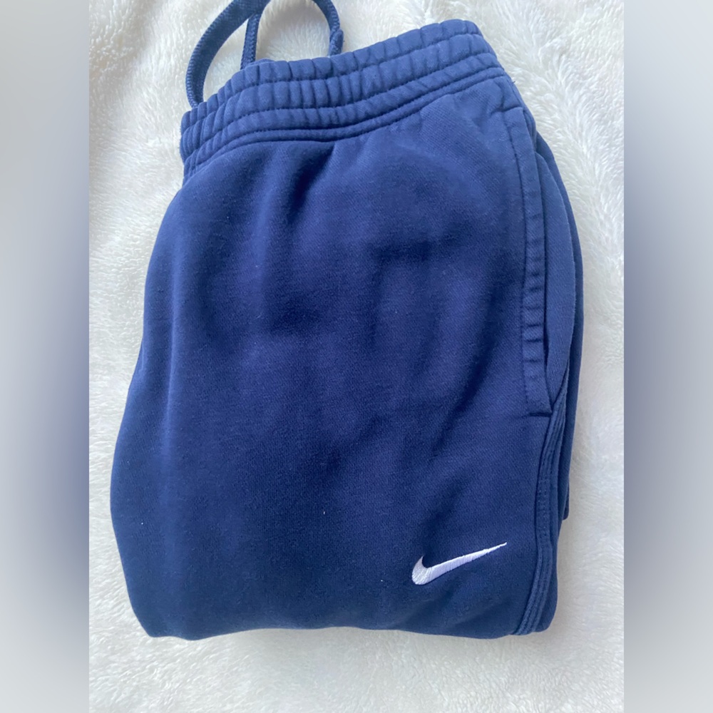 Navy Nike Sweatpants- men's medium